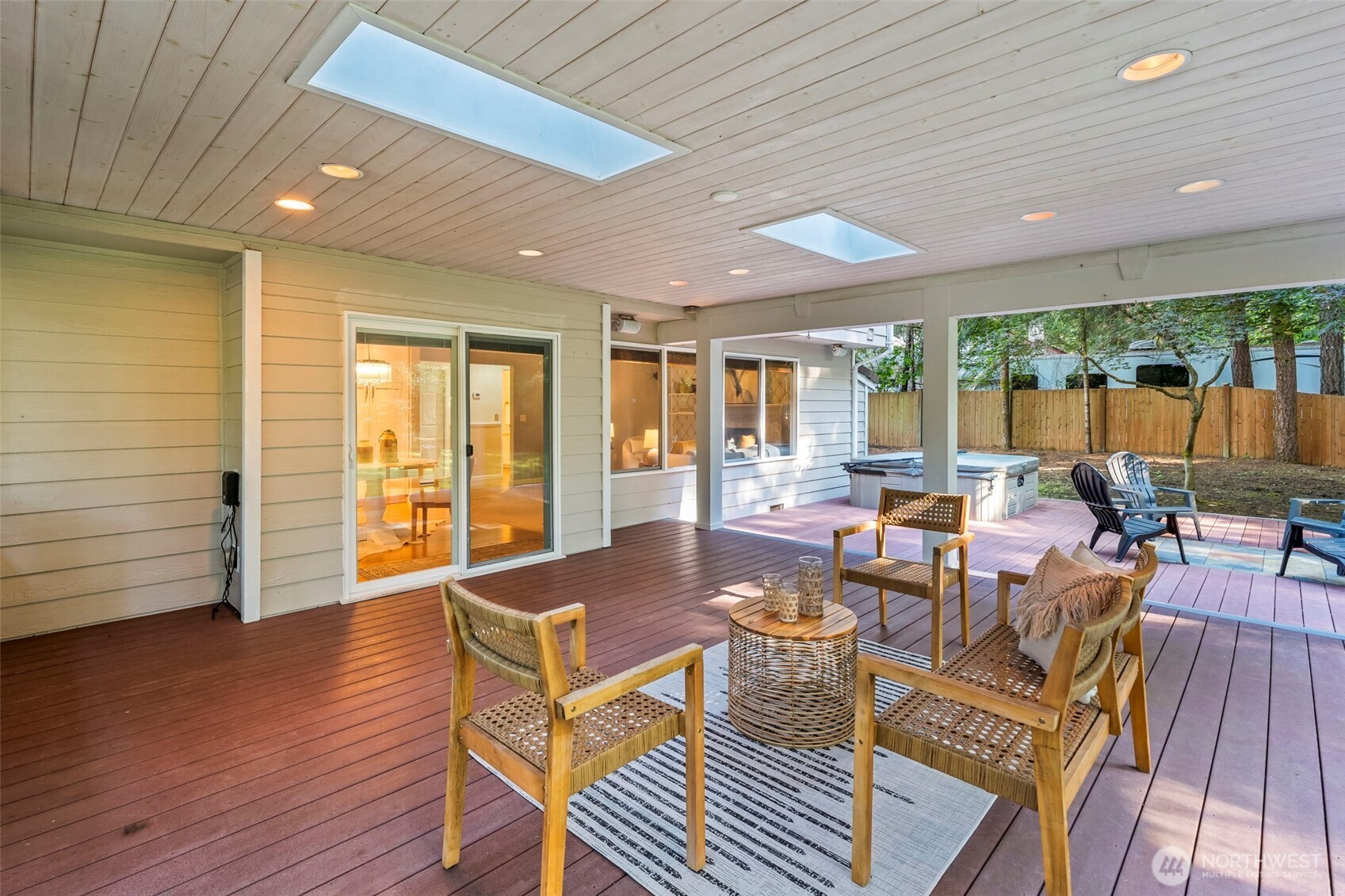 9446 Marlbrook Loop SE