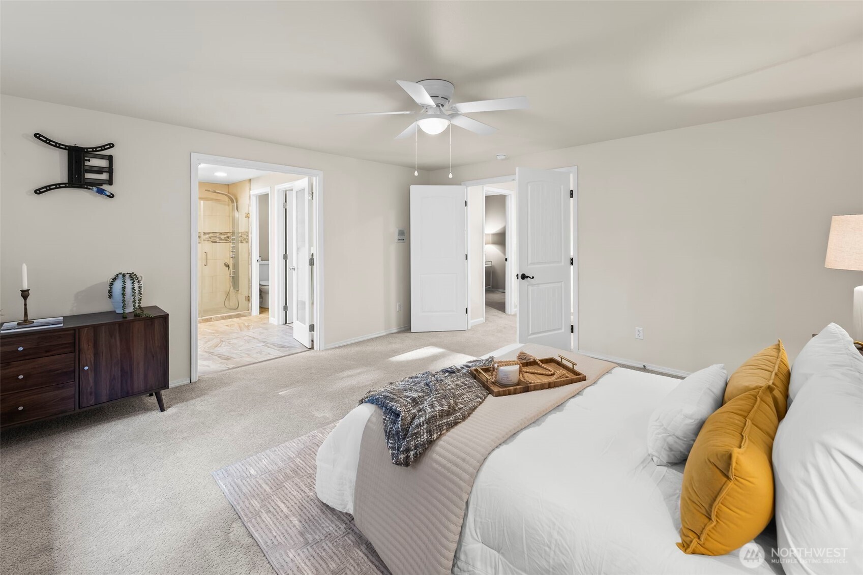 9446 Marlbrook Loop SE