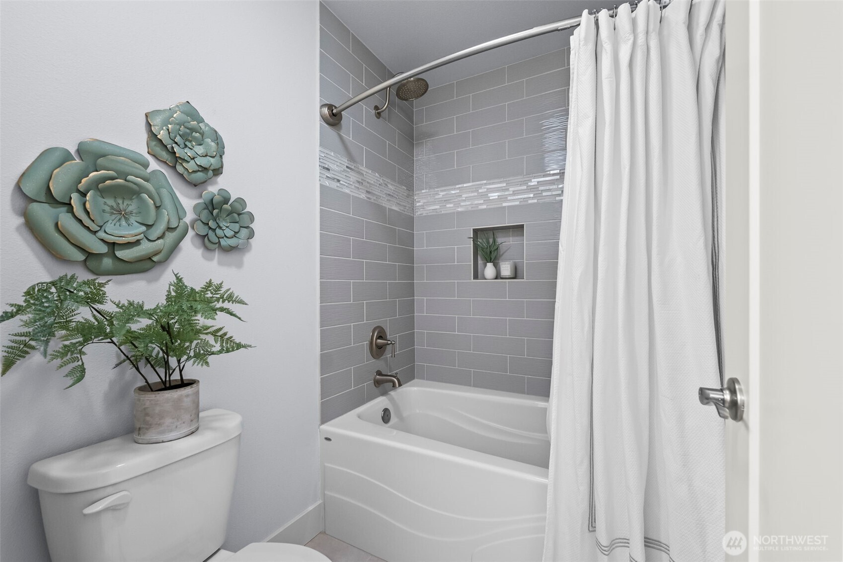 7401 72nd Avenue Ct NW