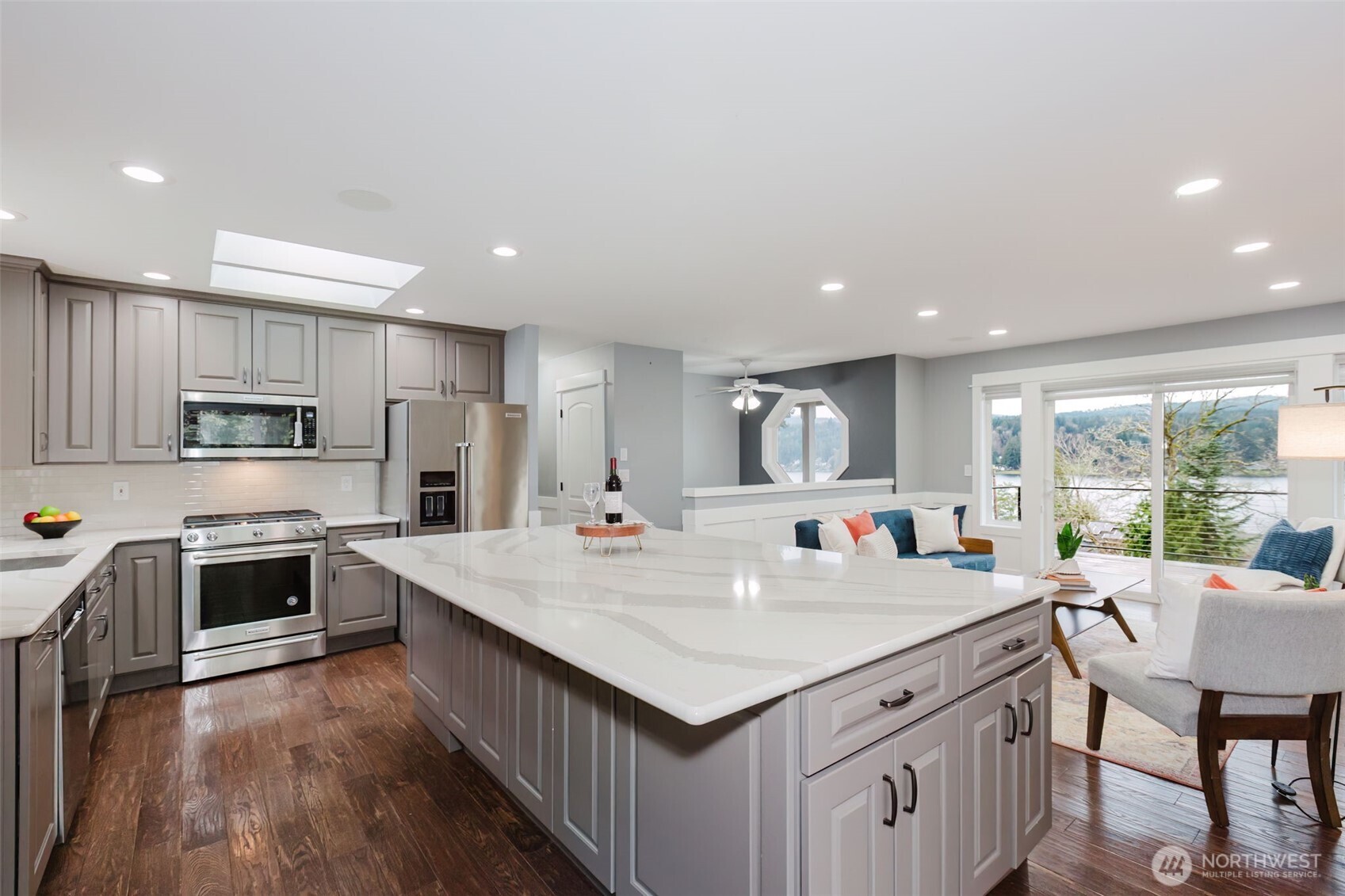 1404 Eastlake Drive