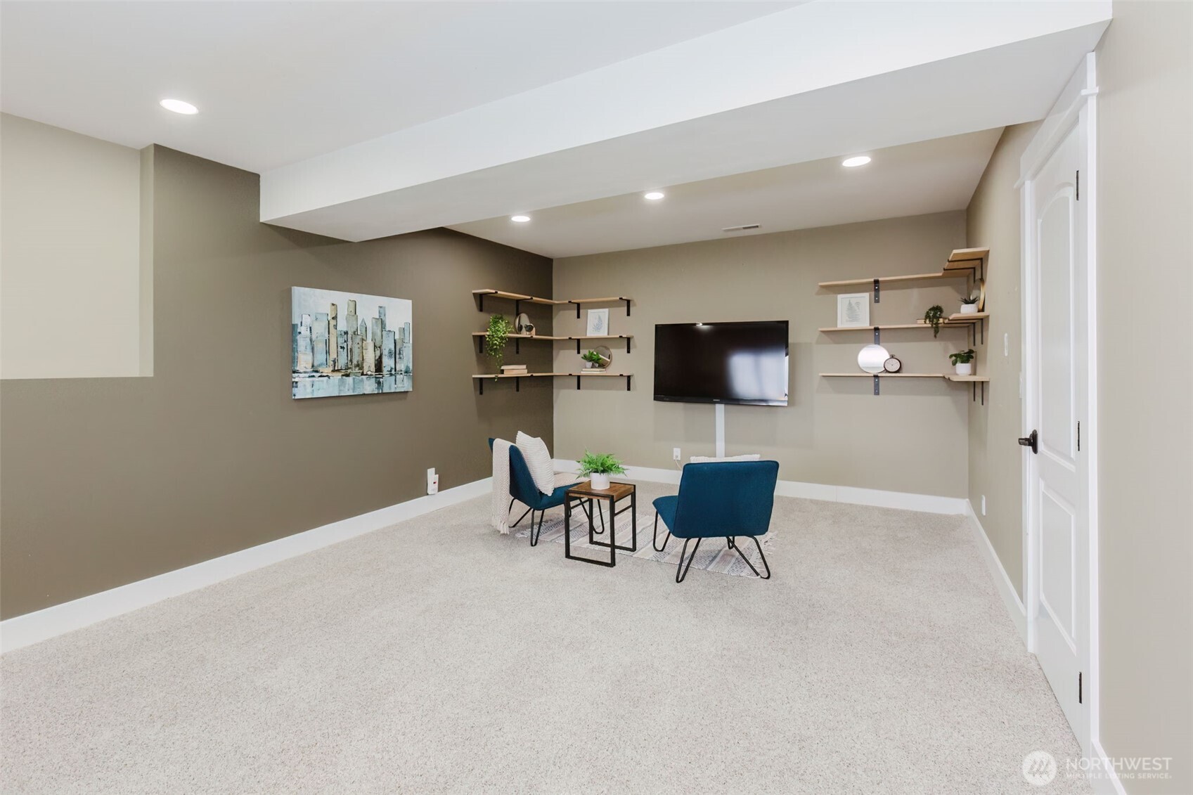 1404 Eastlake Drive