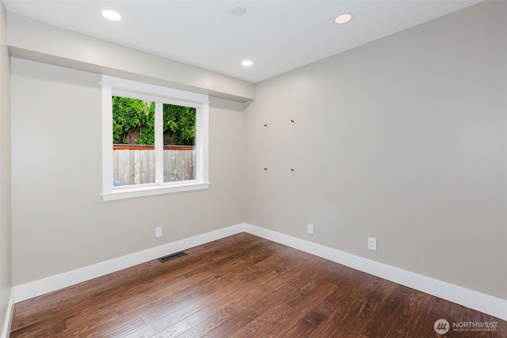 1404 Eastlake Drive