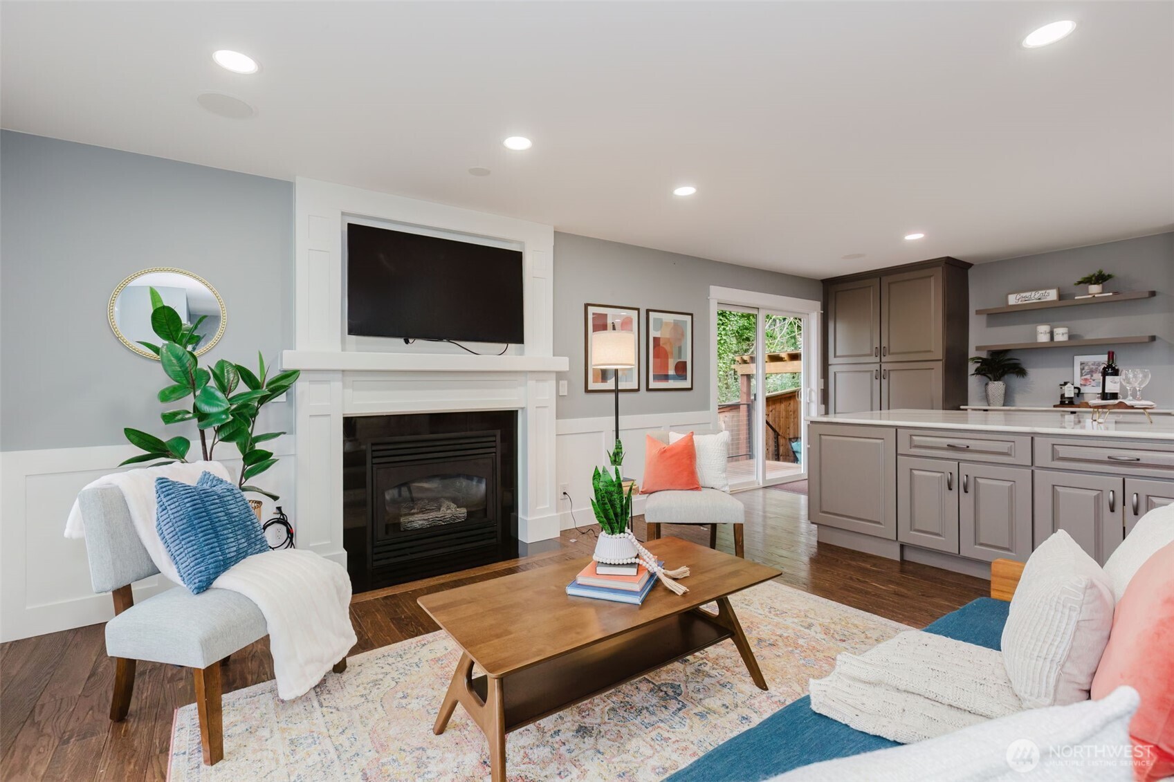 1404 Eastlake Drive