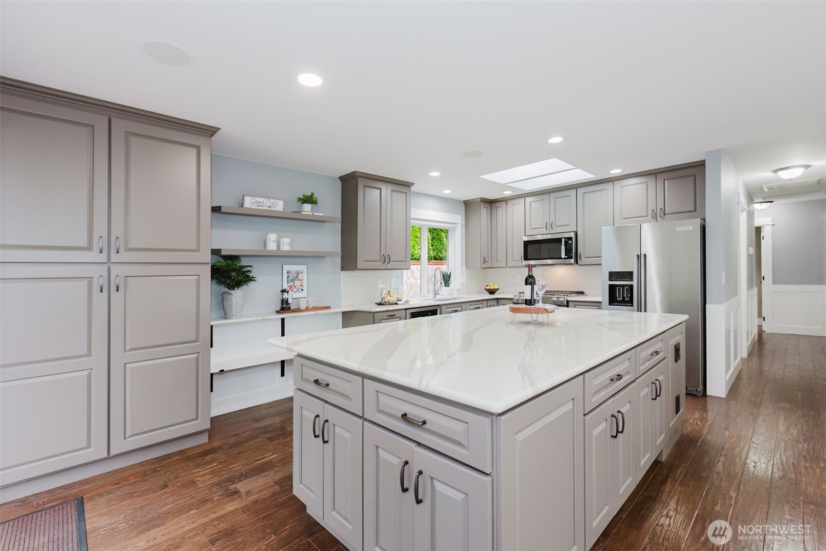 1404 Eastlake Drive