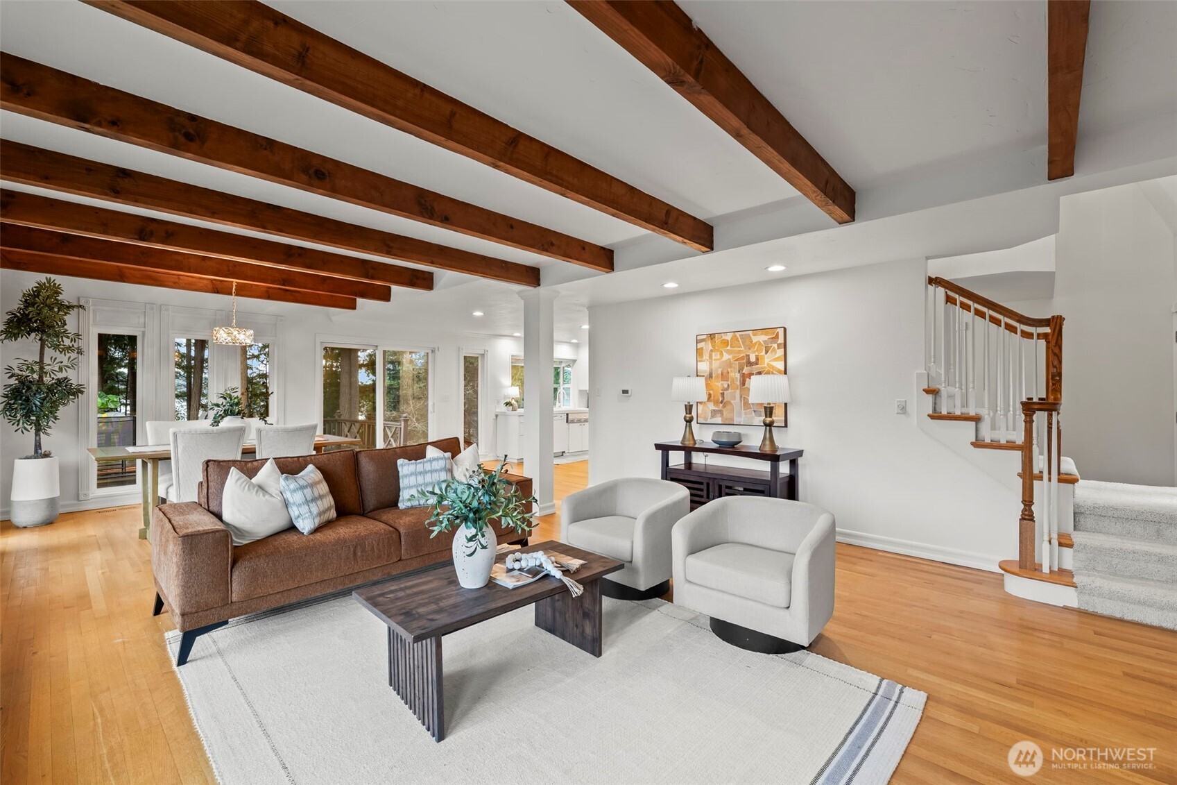 6684 Cromwell Beach Drive NW