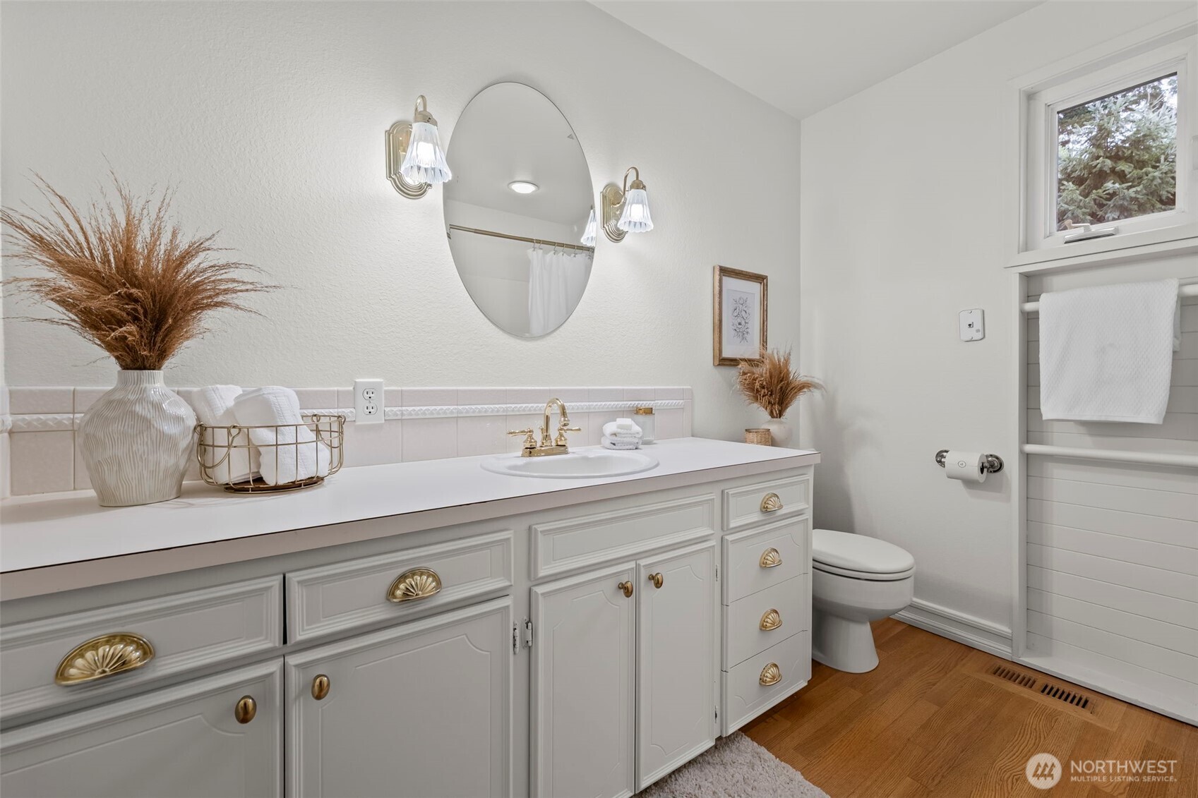 6684 Cromwell Beach Drive NW