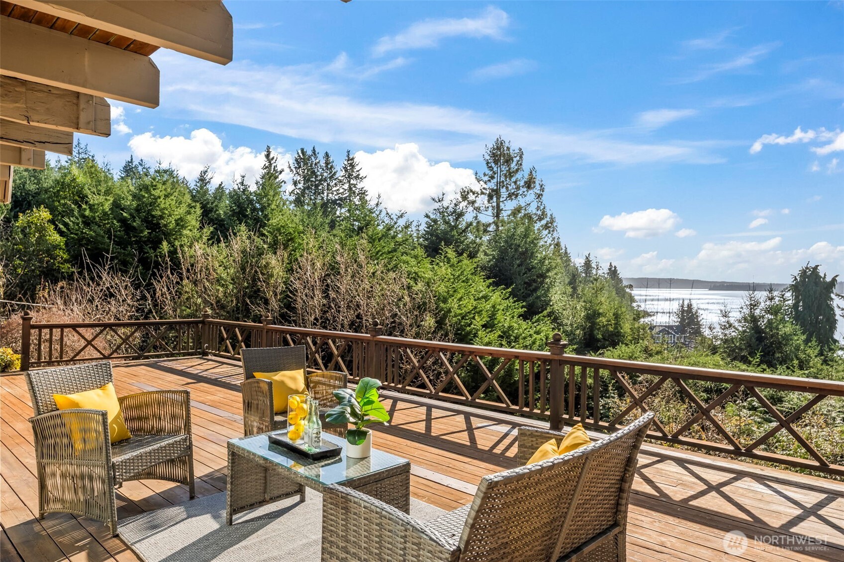 6684 Cromwell Beach Drive NW