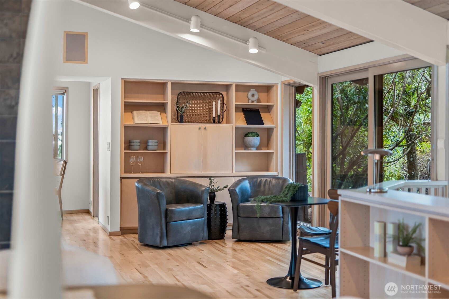 406 123rd Street Ct NW