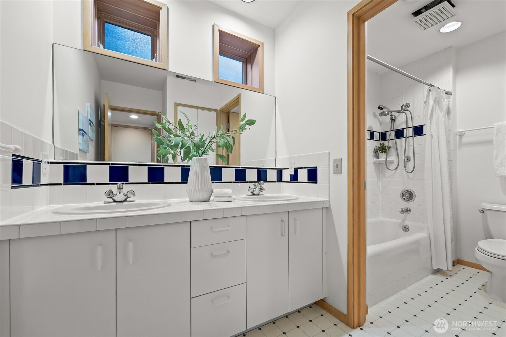 406 123rd Street Ct NW