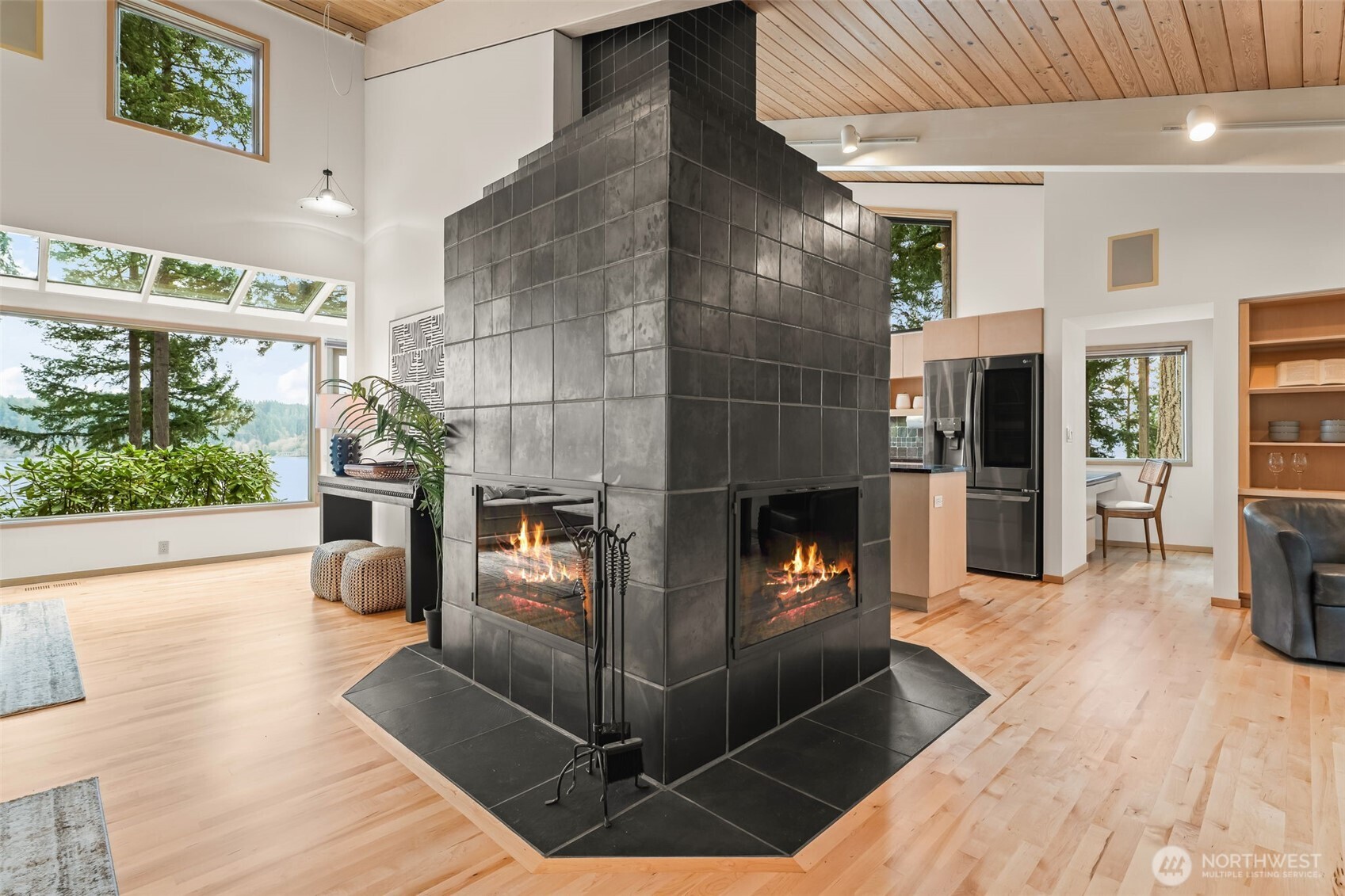 406 123rd Street Ct NW