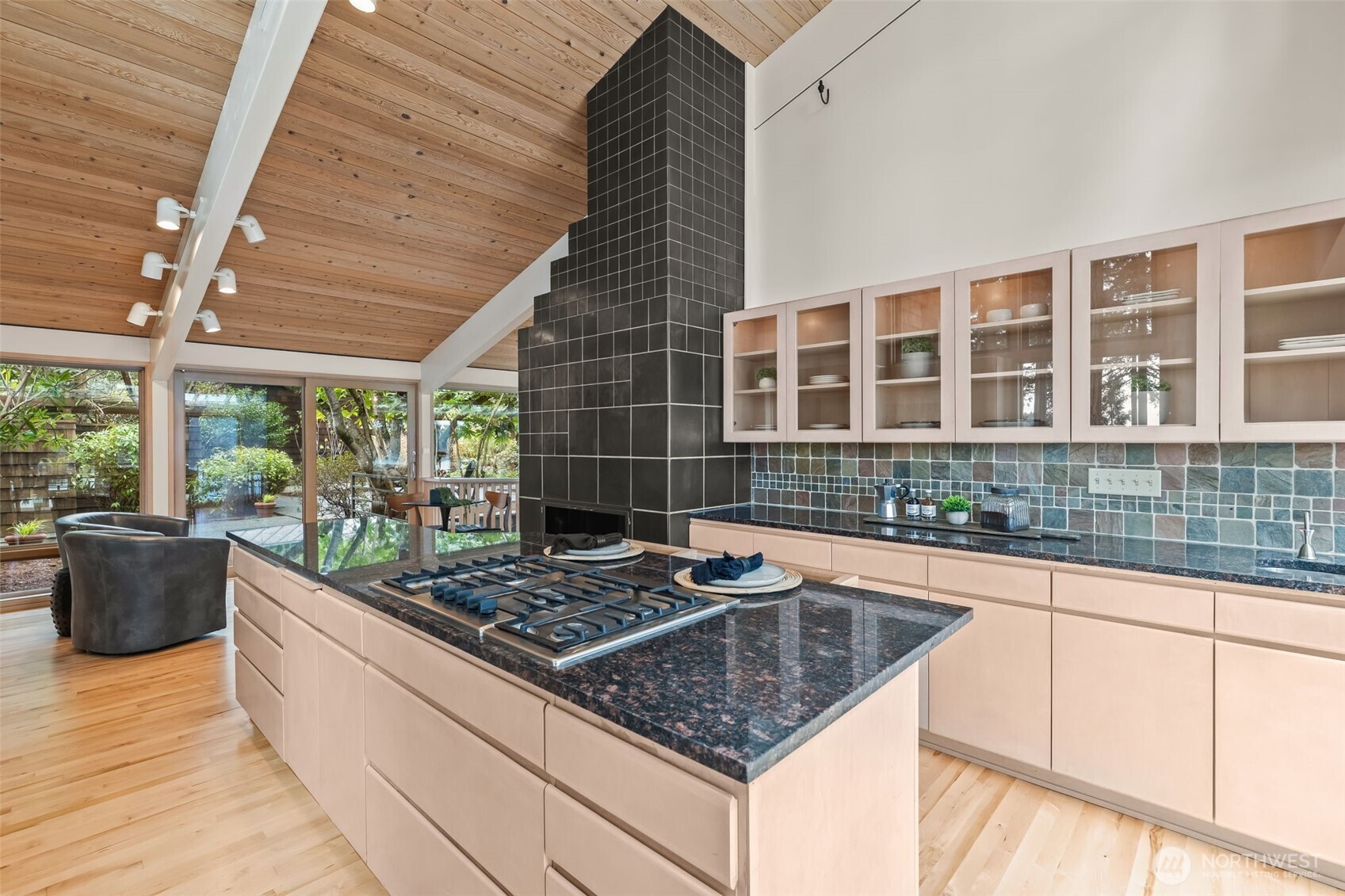 406 123rd Street Ct NW