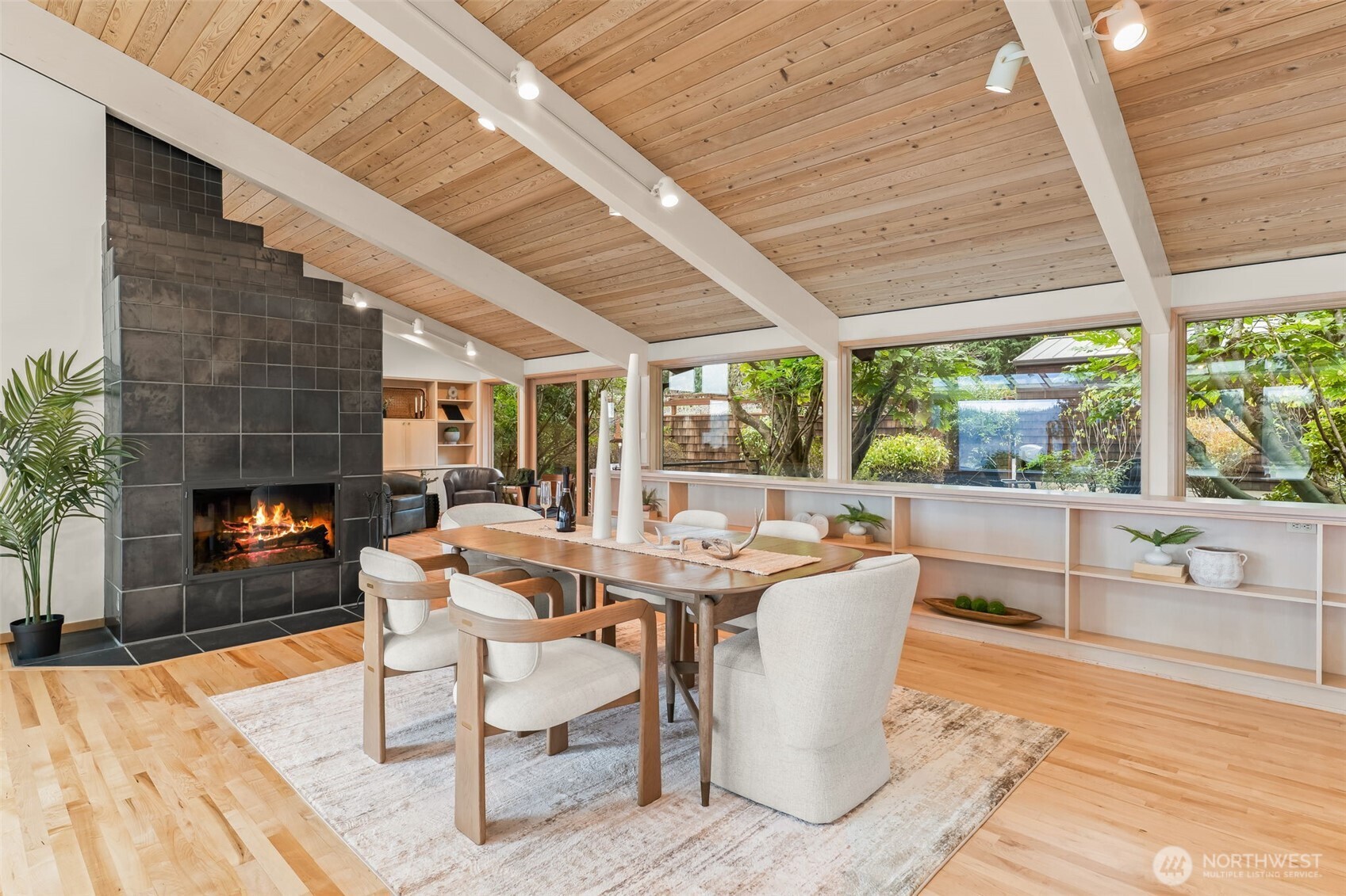 406 123rd Street Ct NW