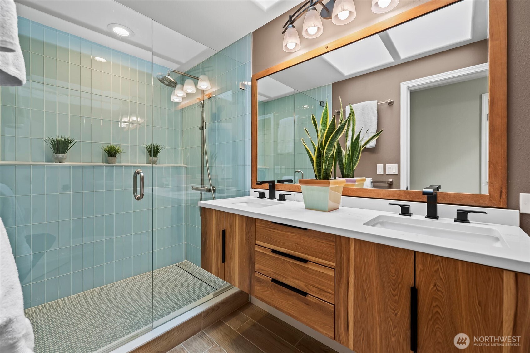 3139 Soundview Court