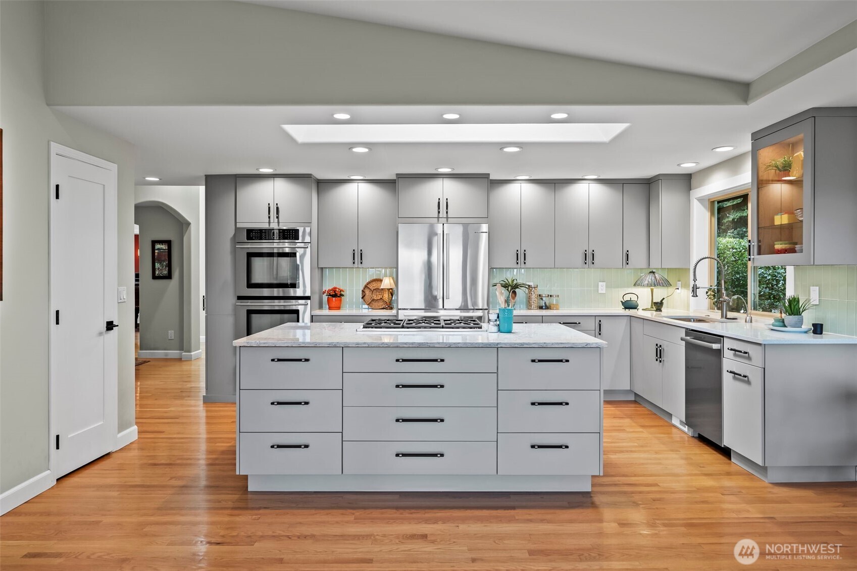 3139 Soundview Court