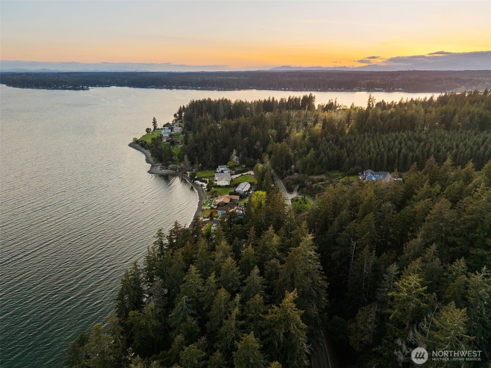 11211 194th Avenue NW