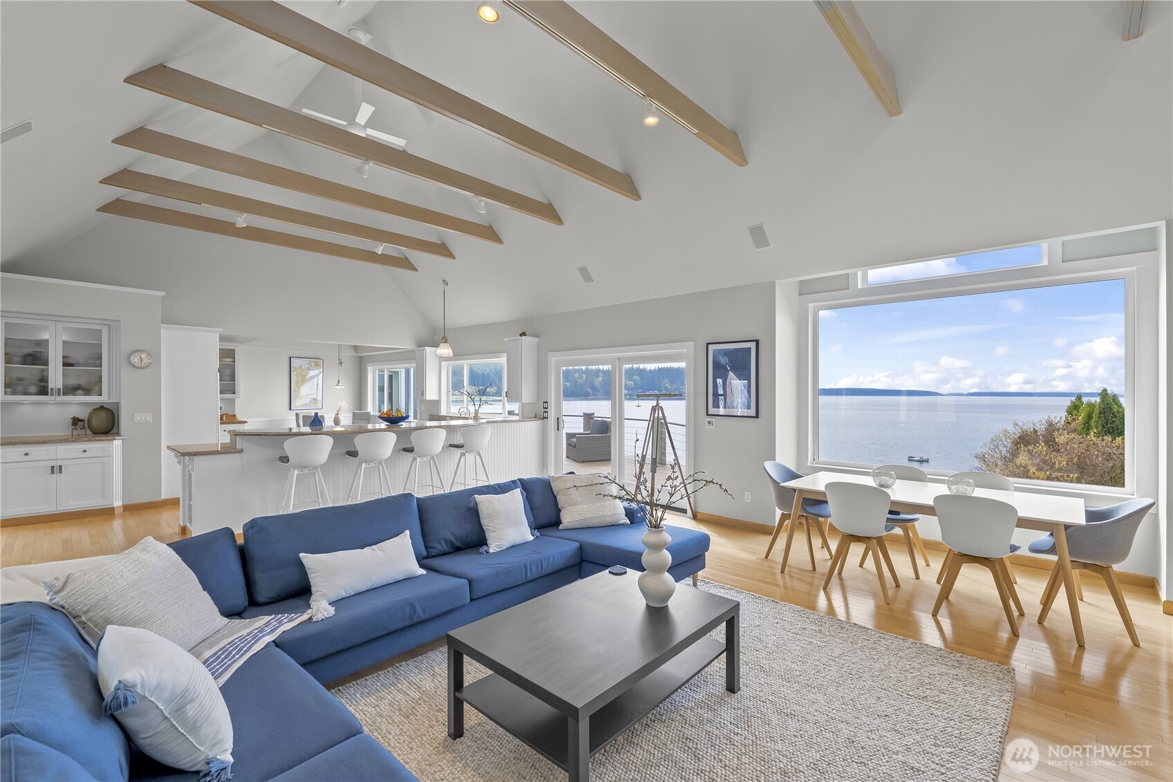 11211 194th Avenue NW