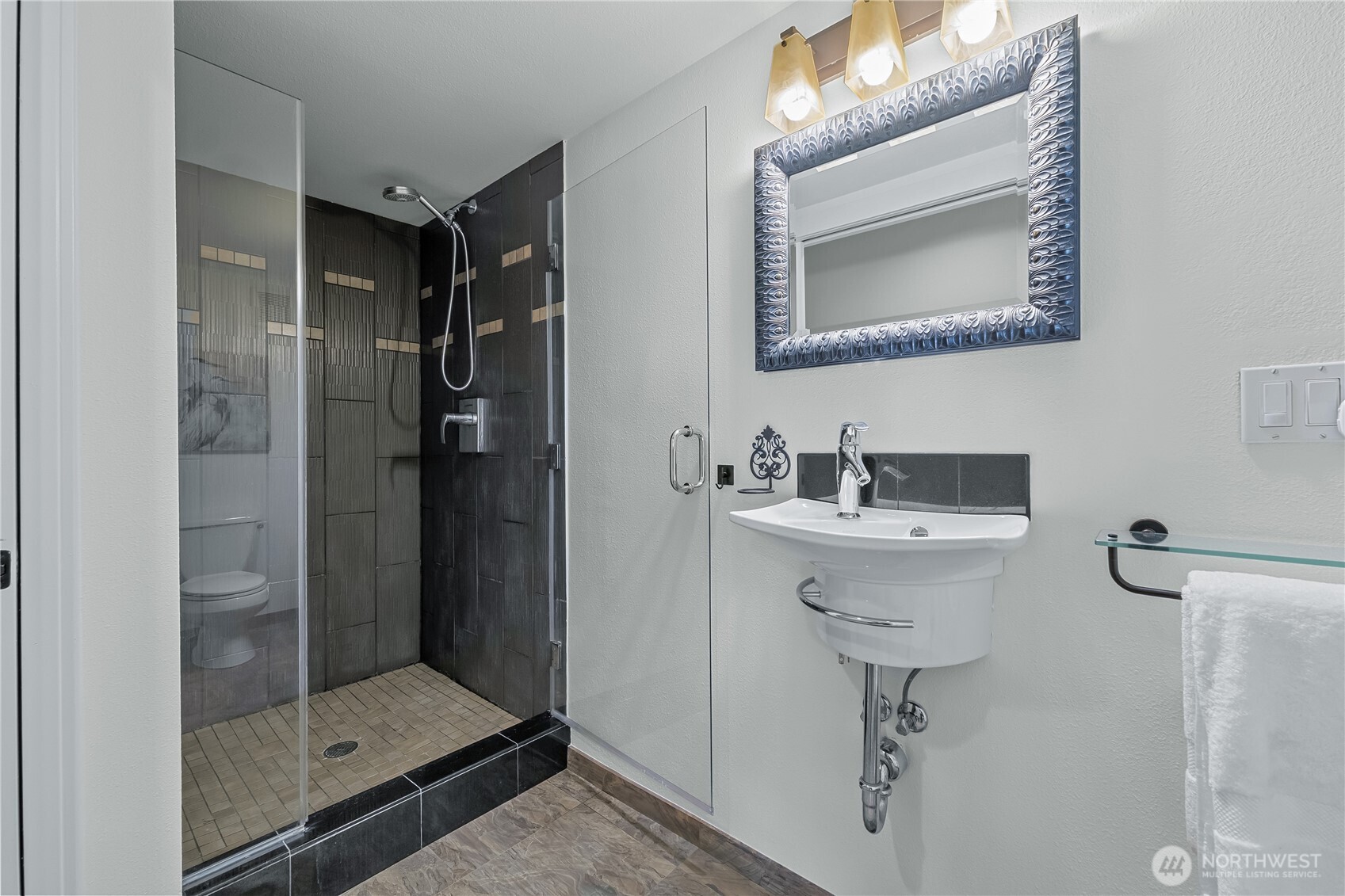 11211 194th Avenue NW