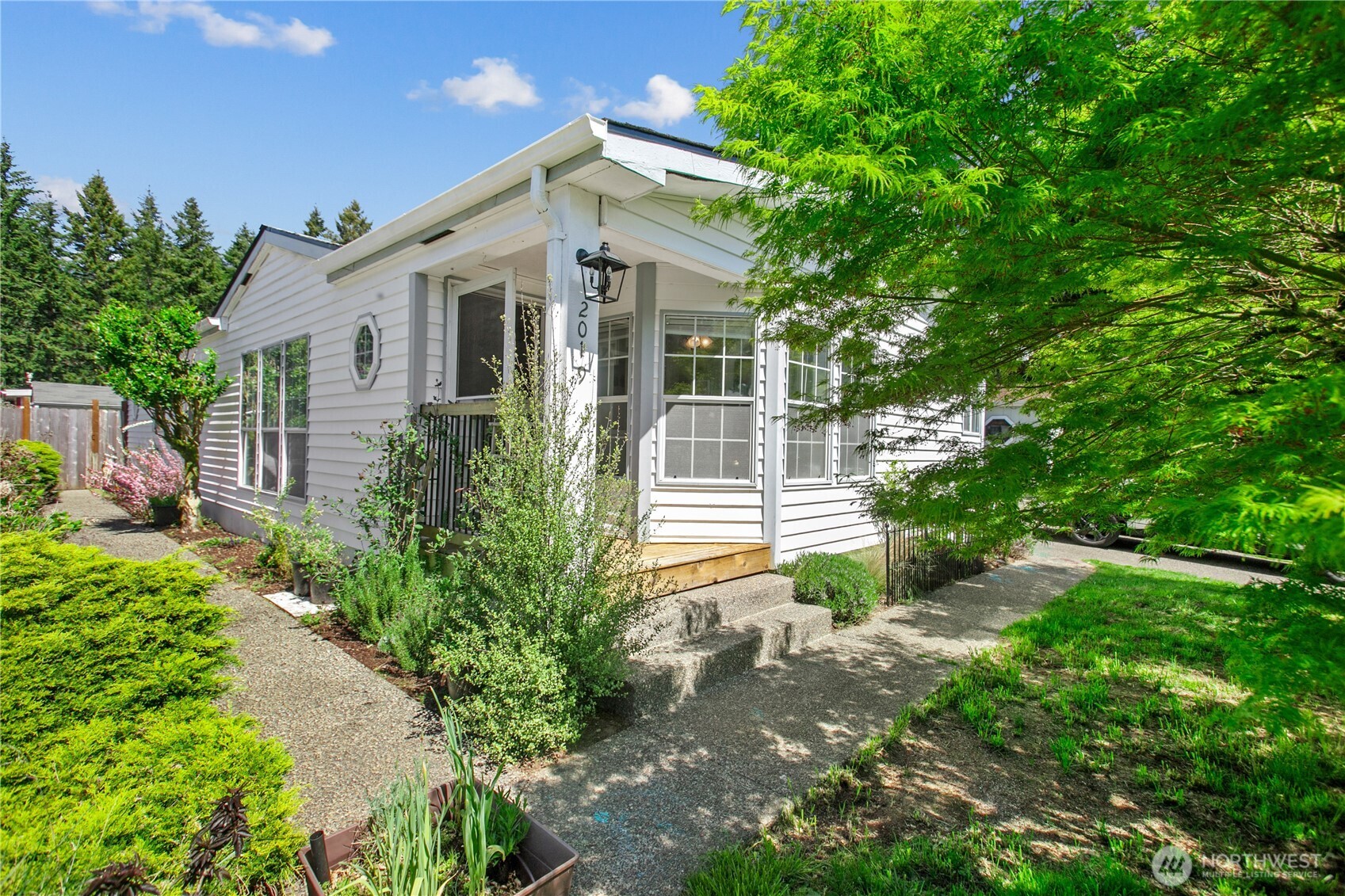 2019 SE Richmond Lane