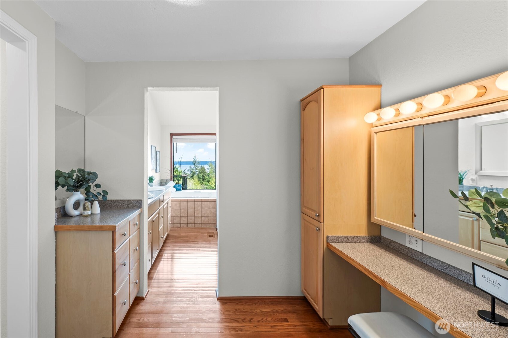 14581 NW Honeyhill Loop