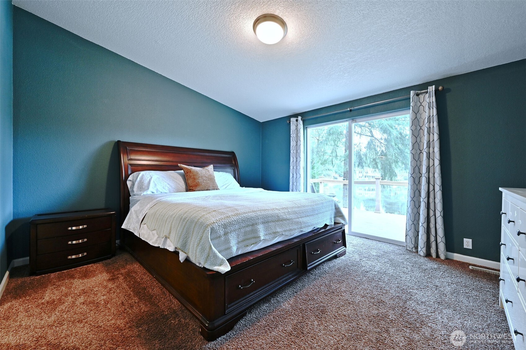 11598 Alpine Drive SW