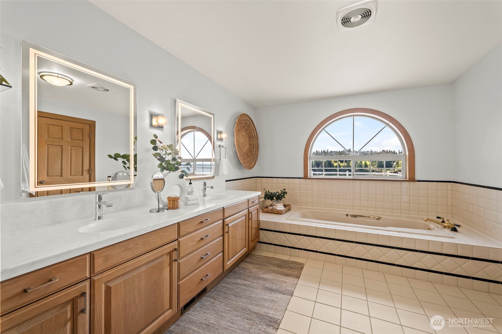 9321 185th Avenue Ct NW