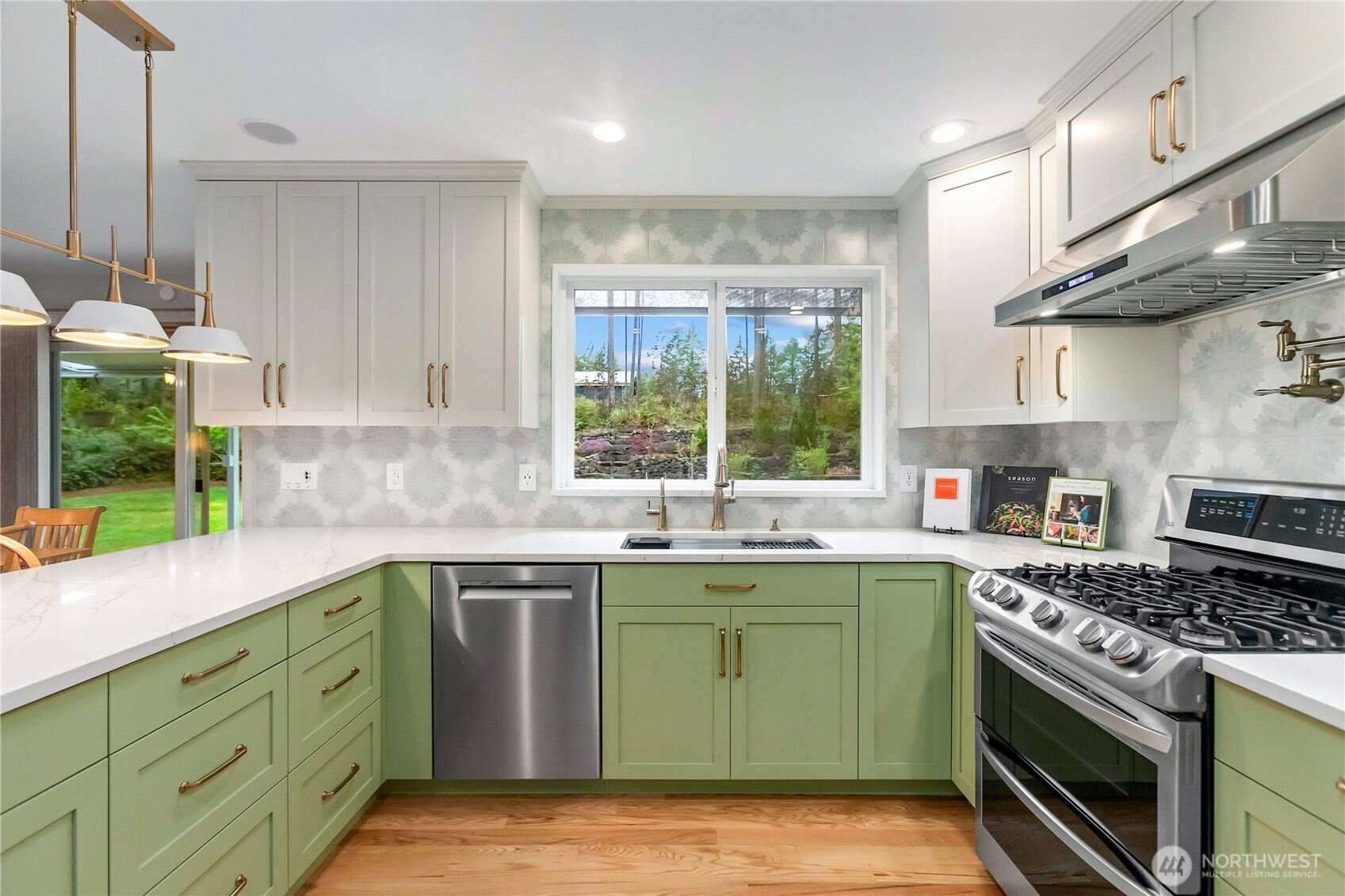 1093 SE St Patrick Court