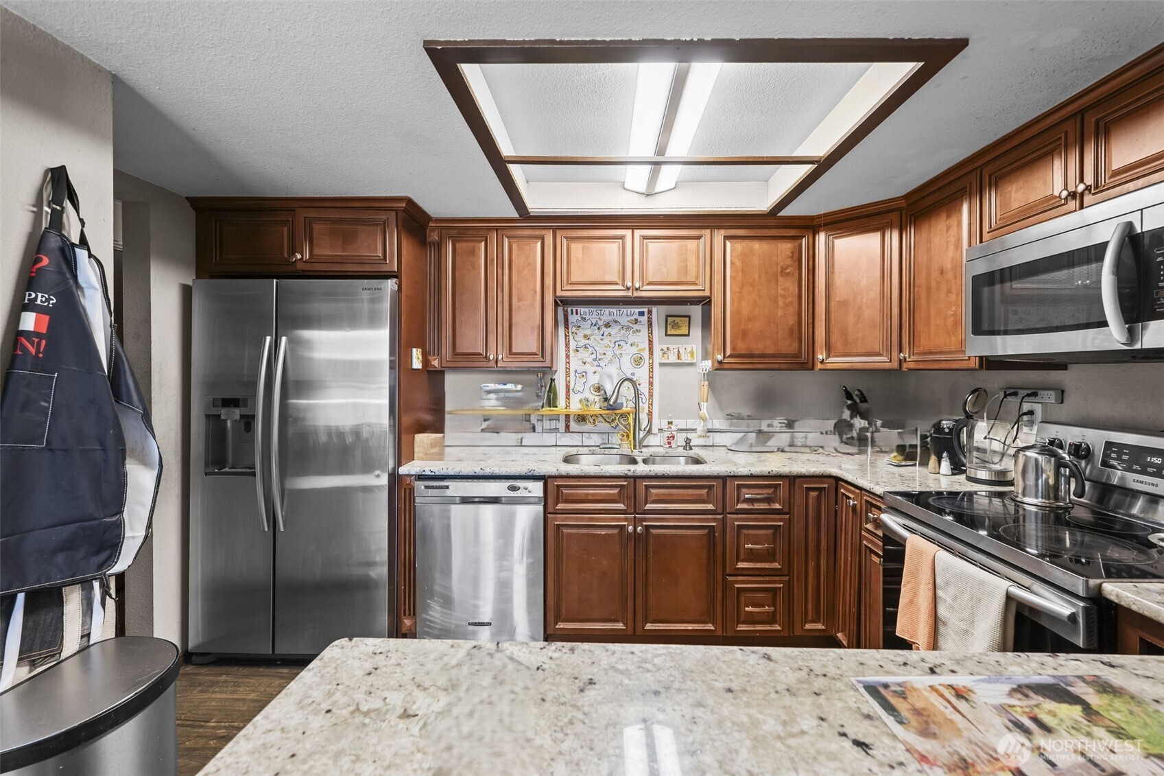 296 298 North Shore Boulevard