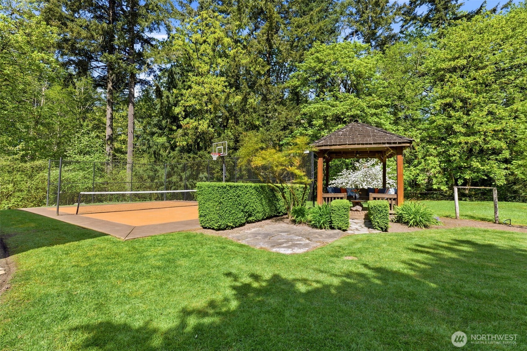 5407 69th Street Ct NW