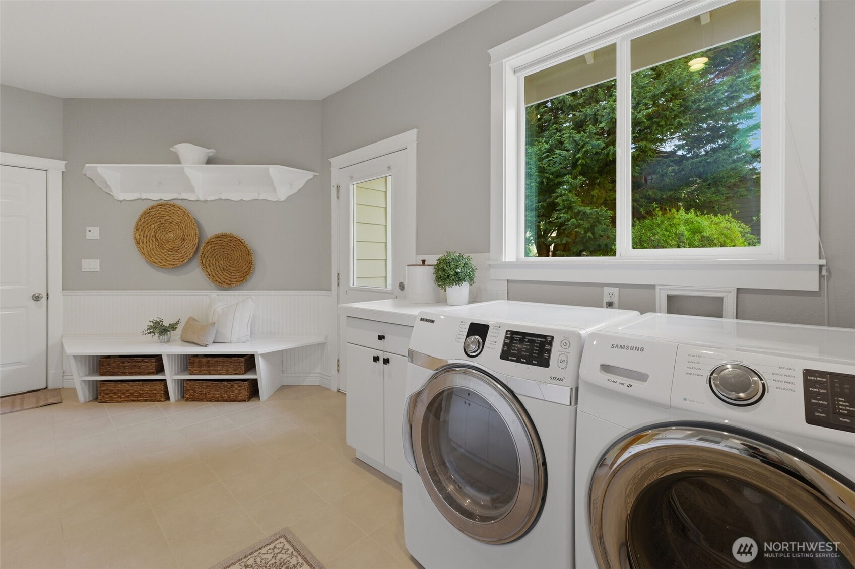 5407 69th Street Ct NW