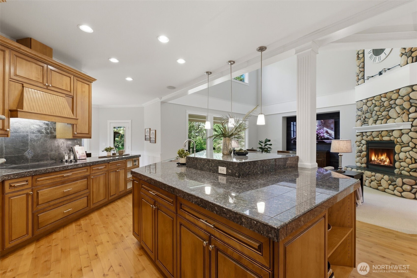 5407 69th Street Ct NW