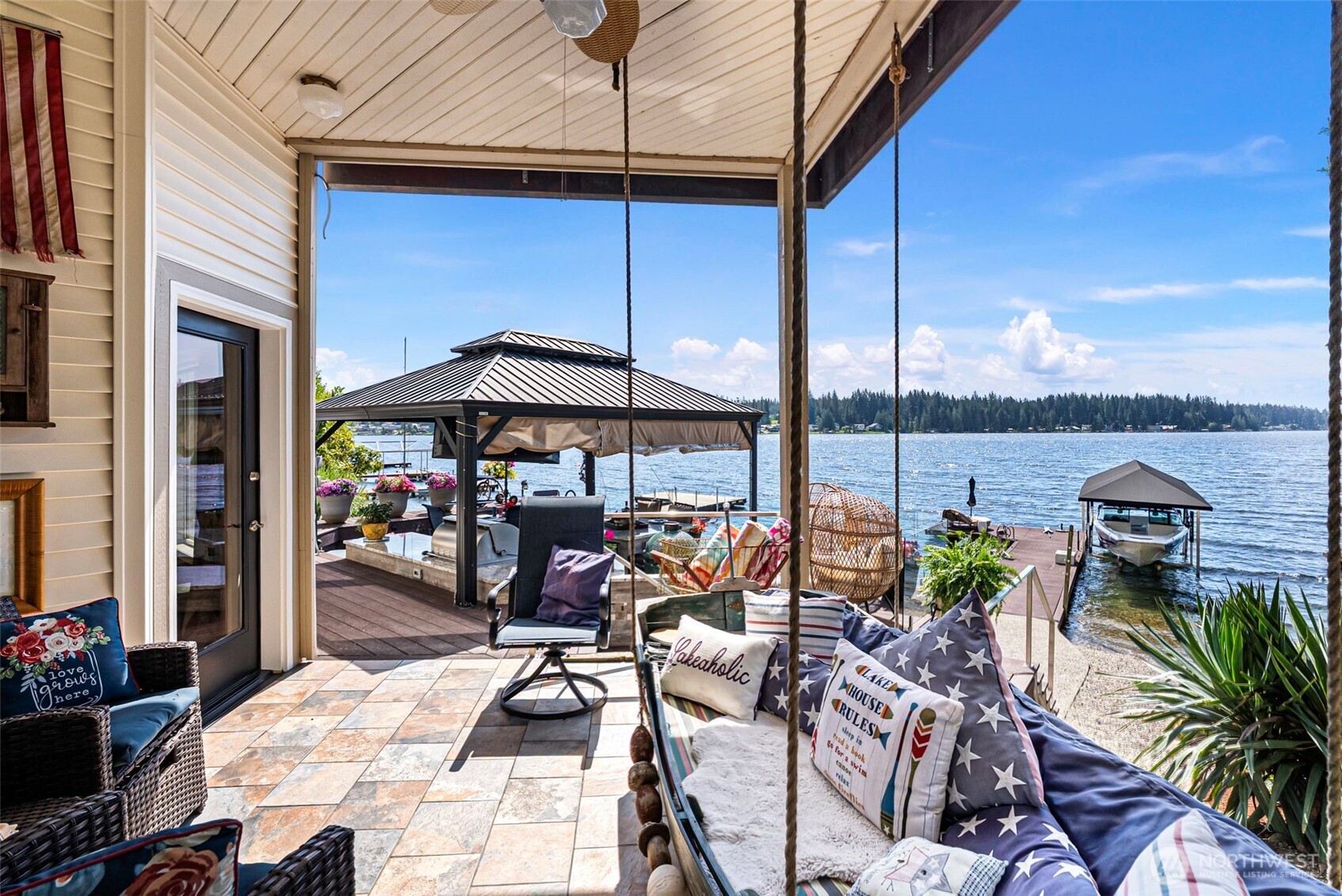 3800 E Mason Lake Drive W
