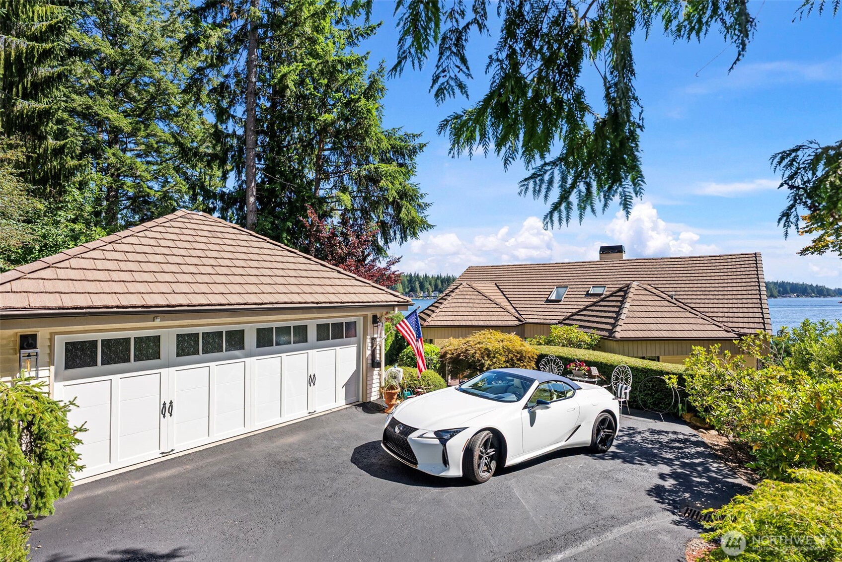 3800 E Mason Lake Drive W