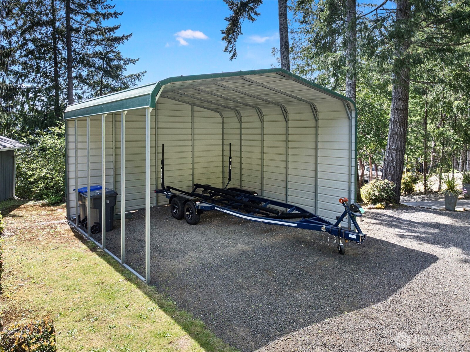 3800 E Mason Lake Drive W
