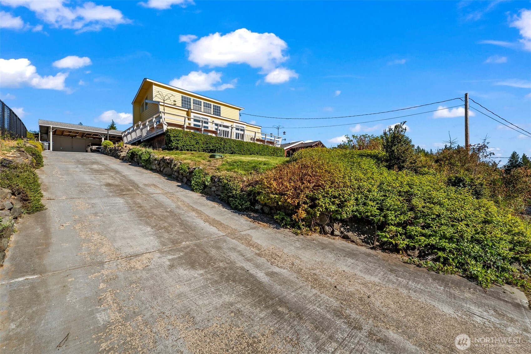 220 E Olympic Drive