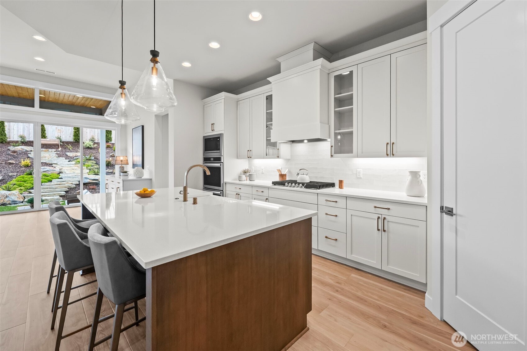 6388 Marymere Road SW