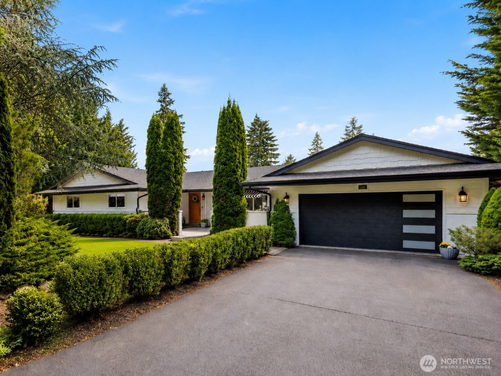 5417 99th Avenue NW