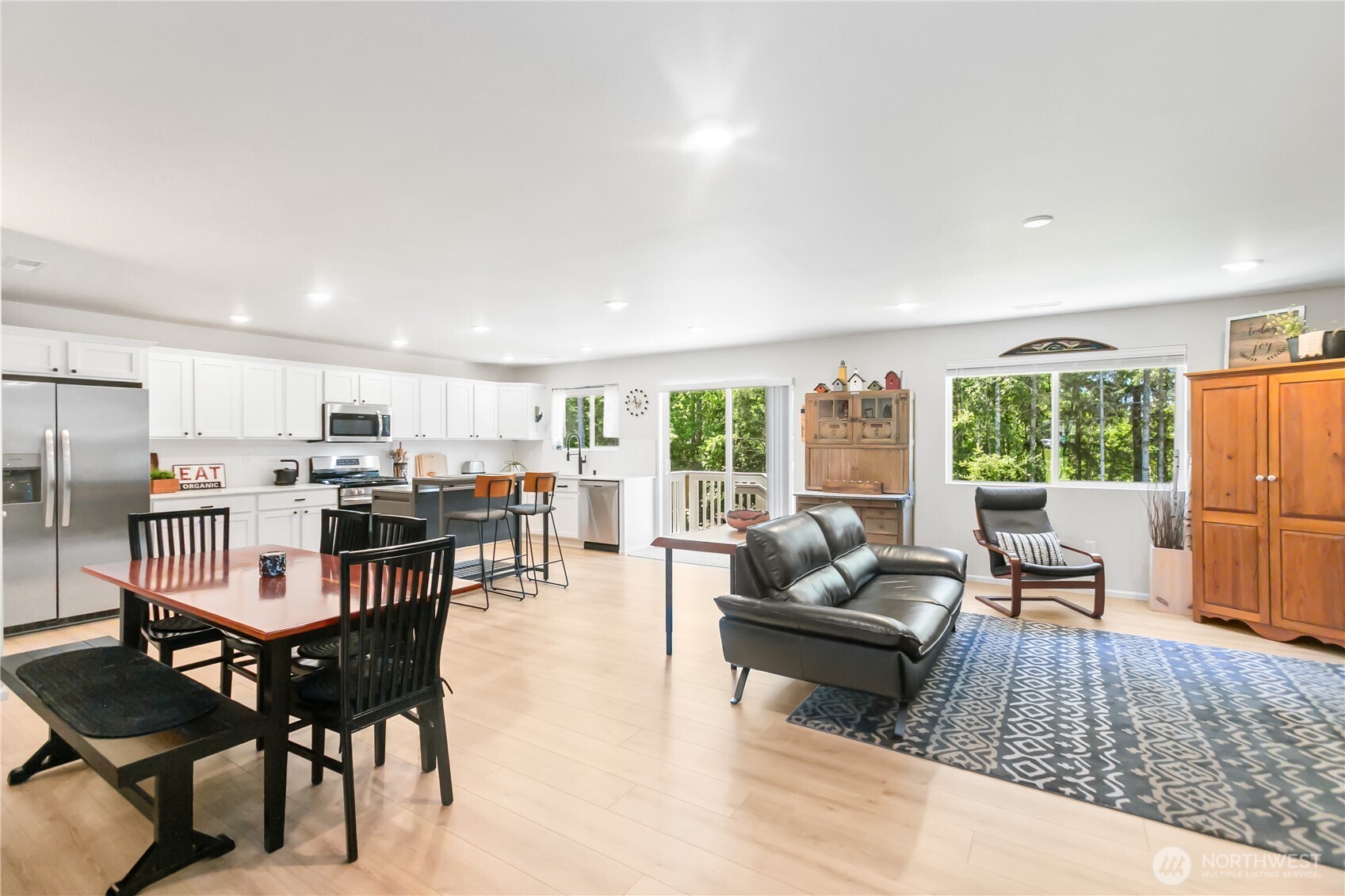 111 NE Ridgetop Crossing