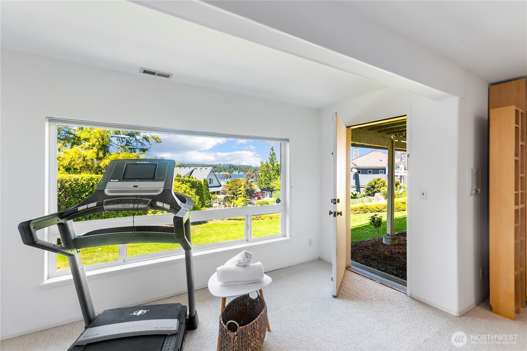 6074 Osprey Circle