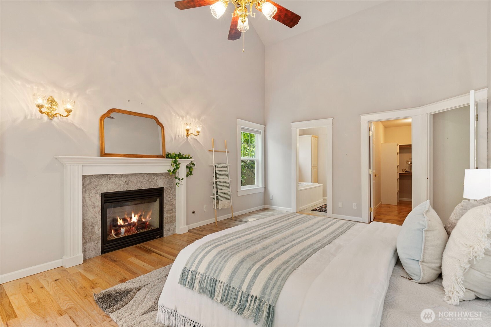 1192 NW Drury Lane