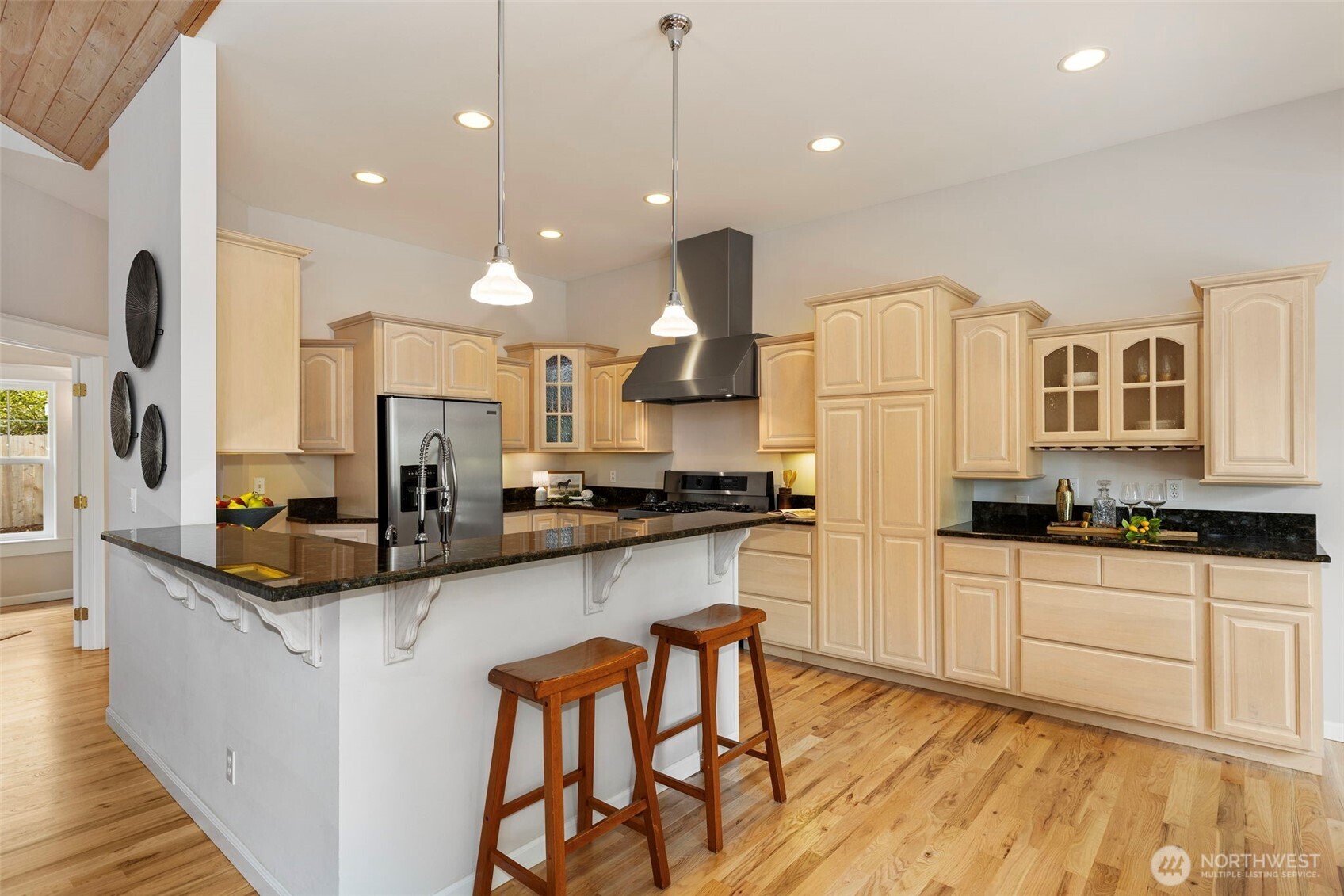 1192 NW Drury Lane