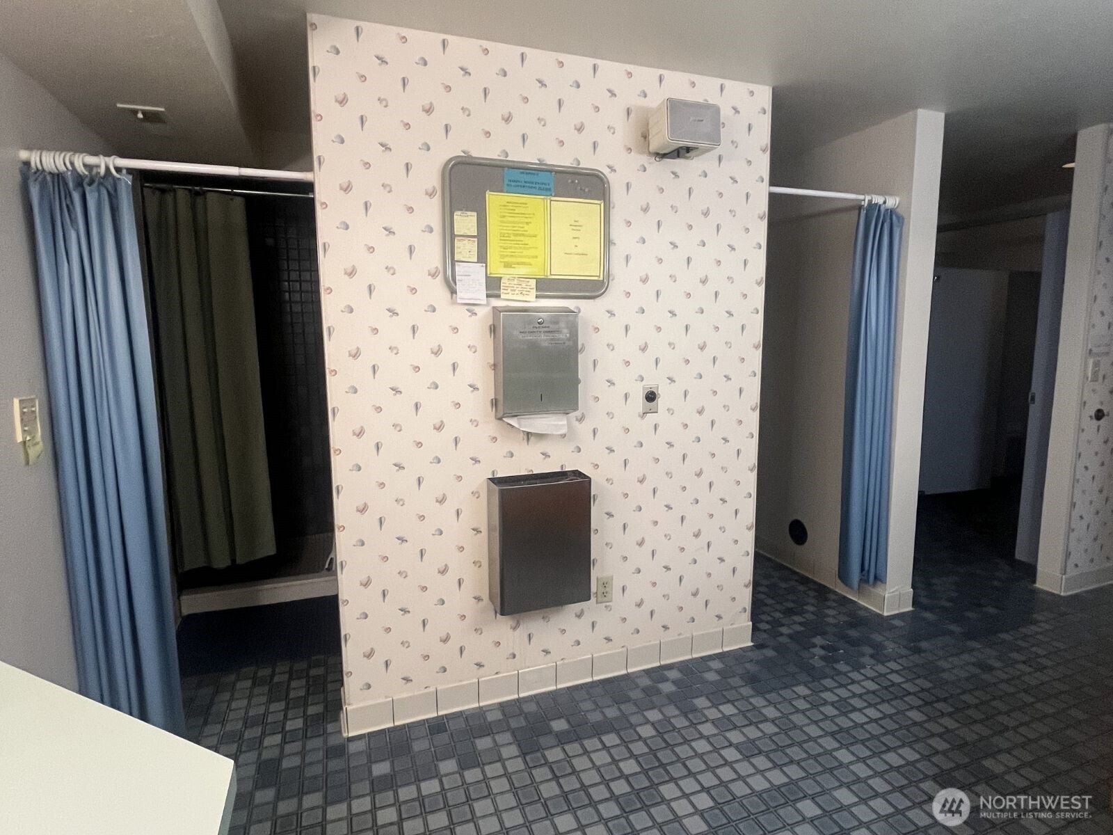 3901 Harborview Drive Unit: B25
