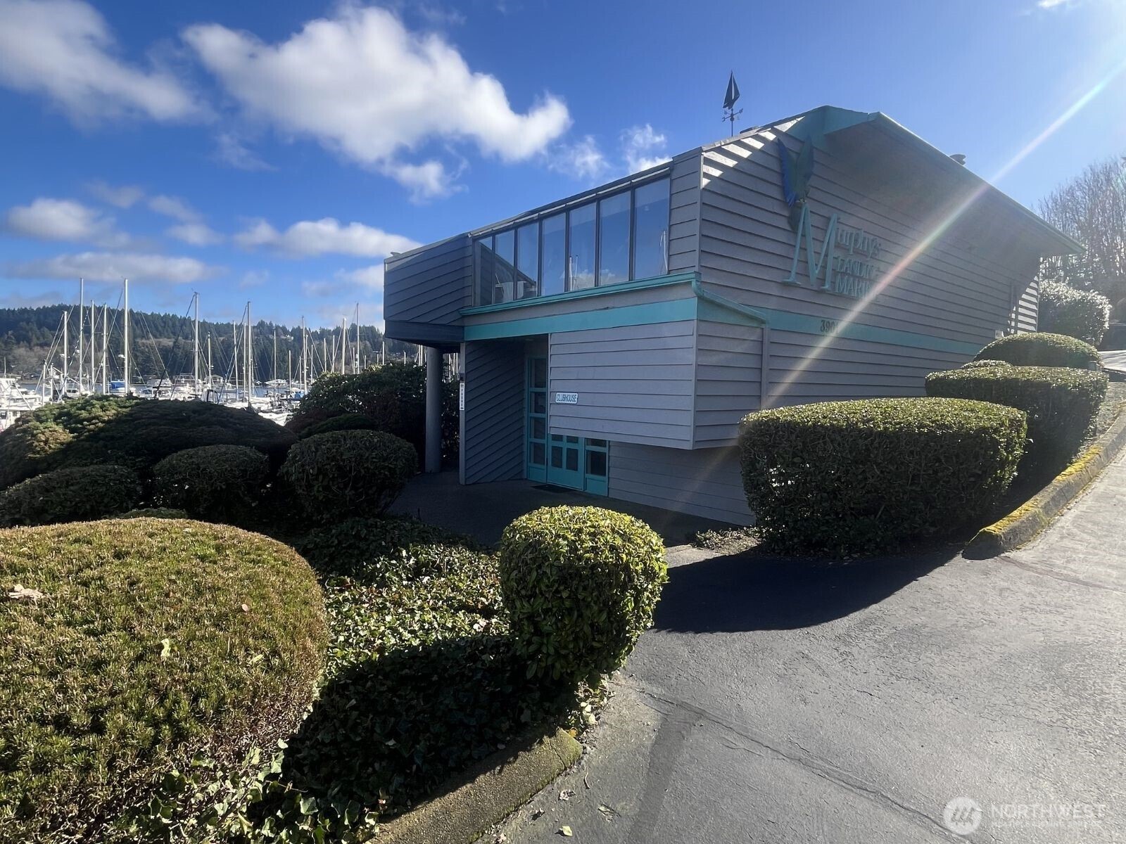 3901 Harborview Drive Unit: B25