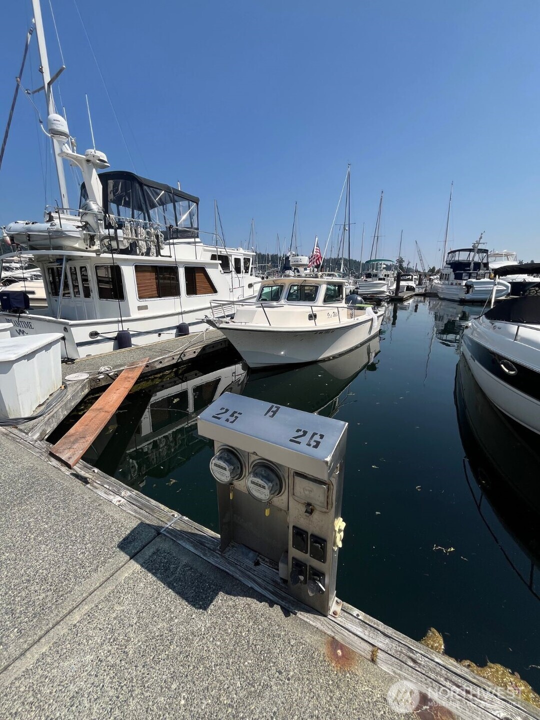 3901 Harborview Drive Unit: B25