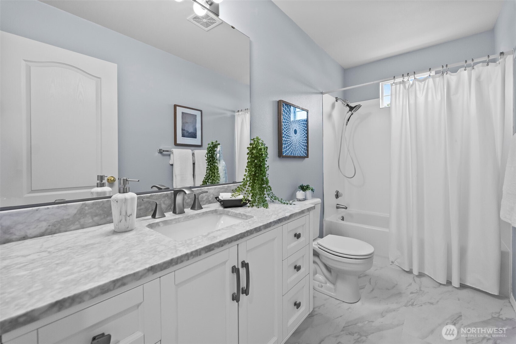 4802 Nassau Avenue NE Unit: 111