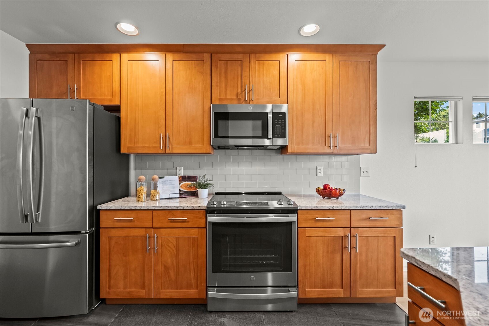 4802 Nassau Avenue NE Unit: 111