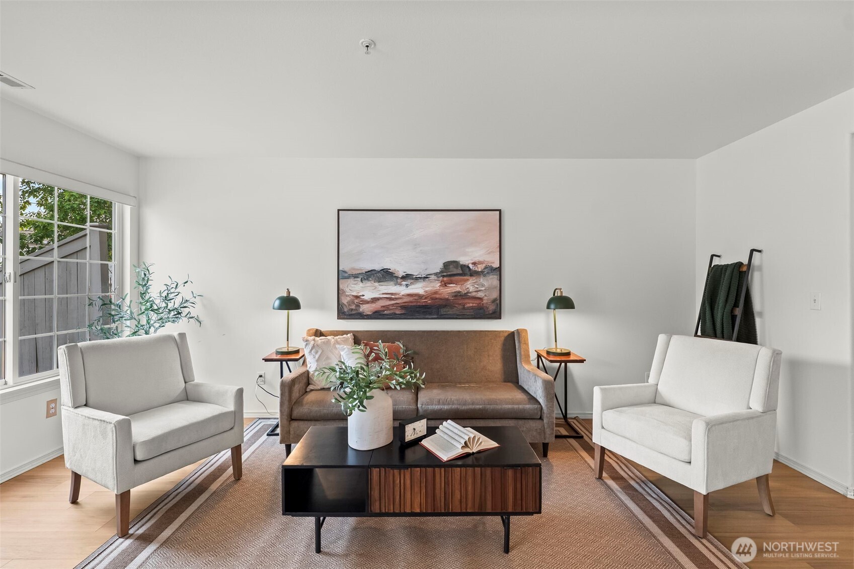4802 Nassau Avenue NE Unit: 111