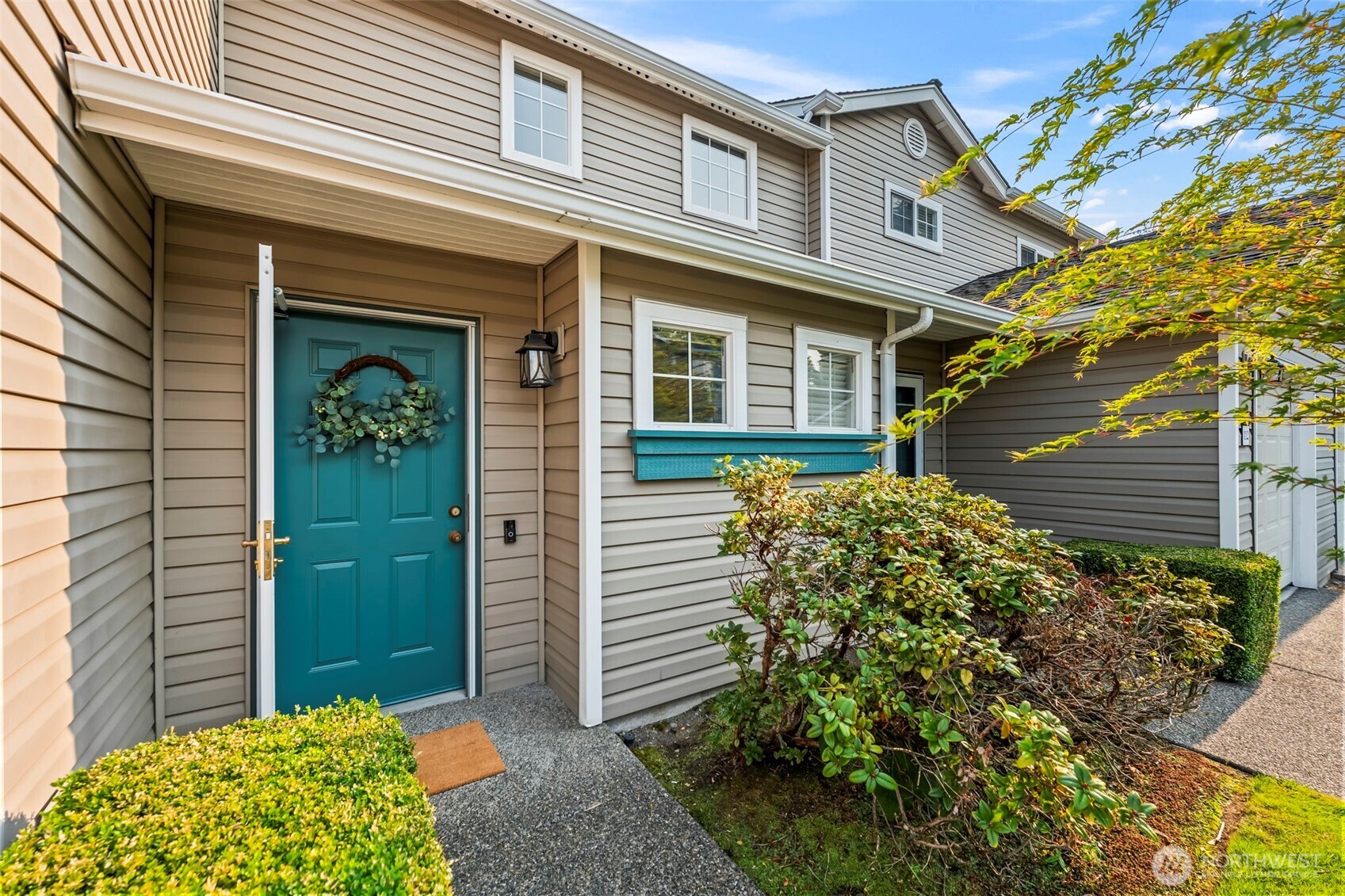 4802 Nassau Avenue NE Unit: 111