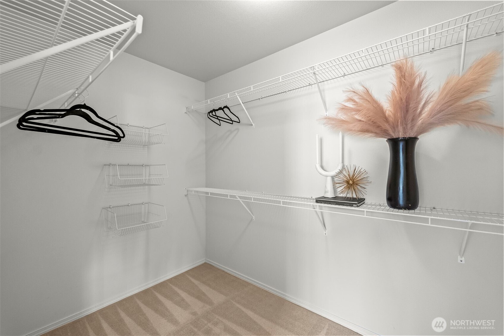4802 Nassau Avenue NE Unit: 111