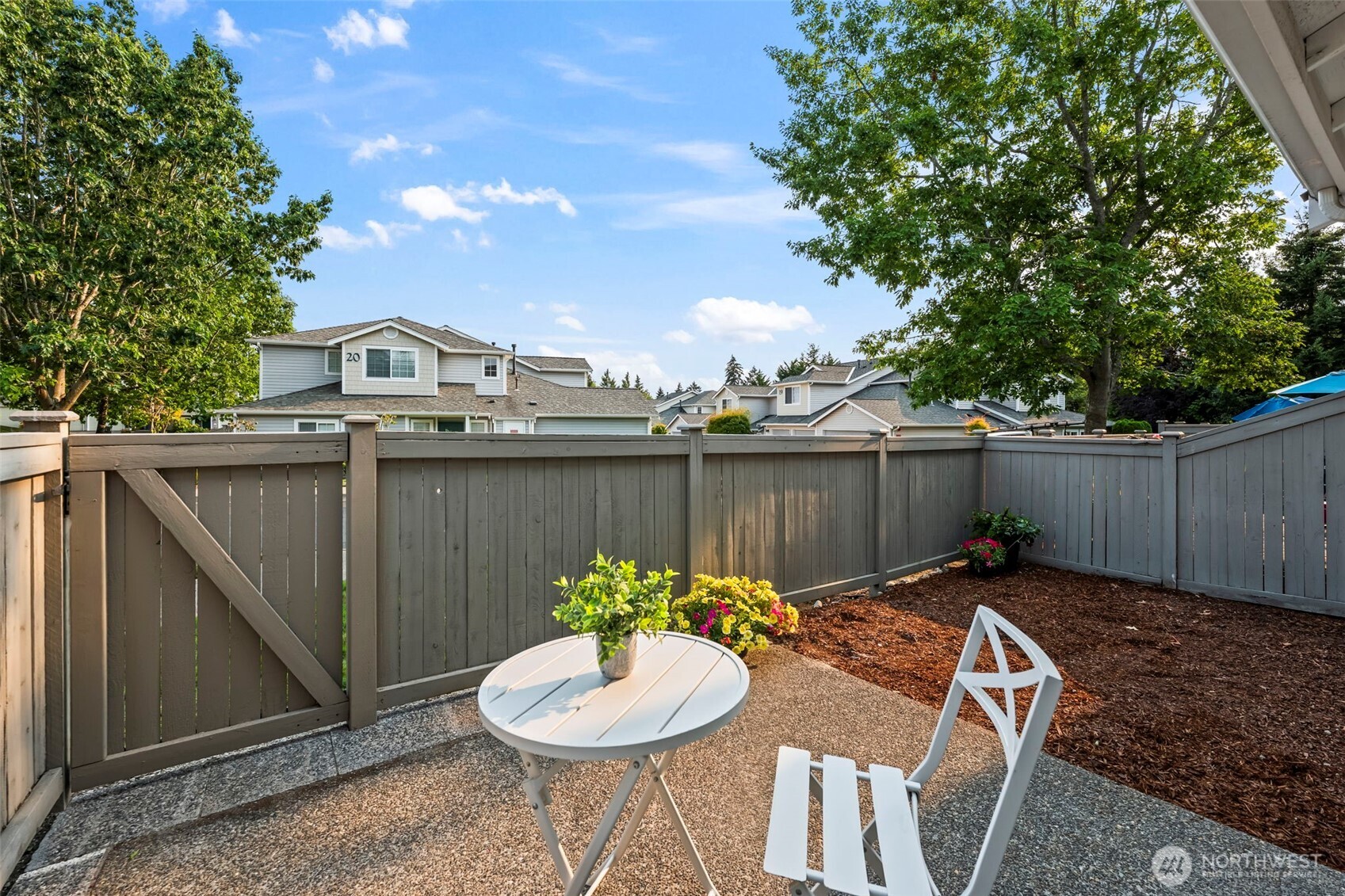 4802 Nassau Avenue NE Unit: 111