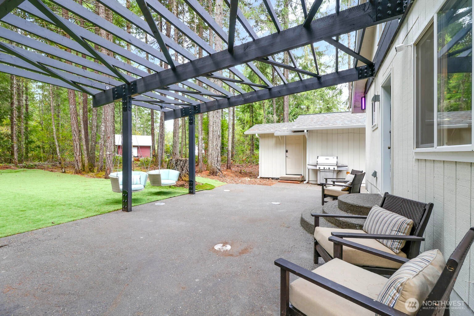 250 N Lakeview